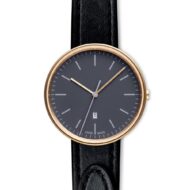 M38 Women’s date watch in PVD satin gold - Image 9