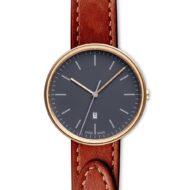 M38 Women’s date watch in PVD satin gold - Image 11